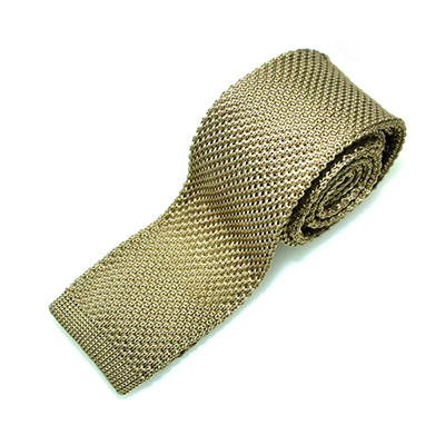 Silk necktie