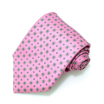 Silk necktie